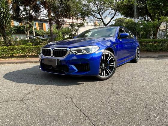 BMW M5 4.4 V8 TWIN POWER M XDRIVE STEPTRONIC BMW M5 4.4 V8 TWIN POWER M XDRIVE STEPTRONIC